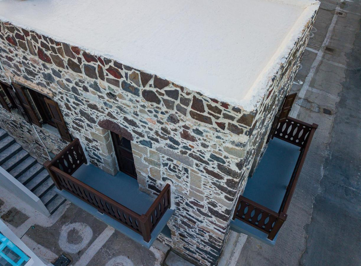 SkálaPlousiadi΄S Stone Houseアパートメント エクステリア 写真