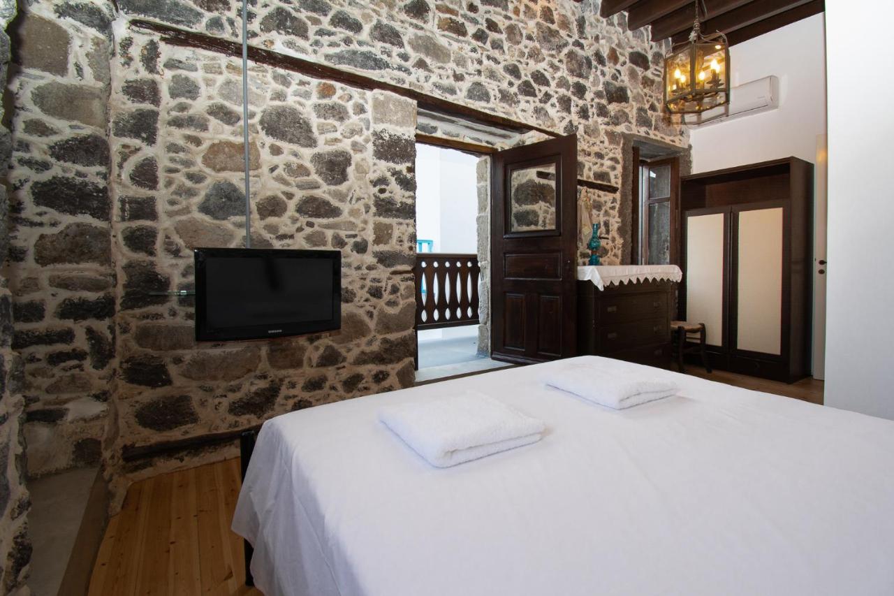 SkálaPlousiadi΄S Stone Houseアパートメント エクステリア 写真